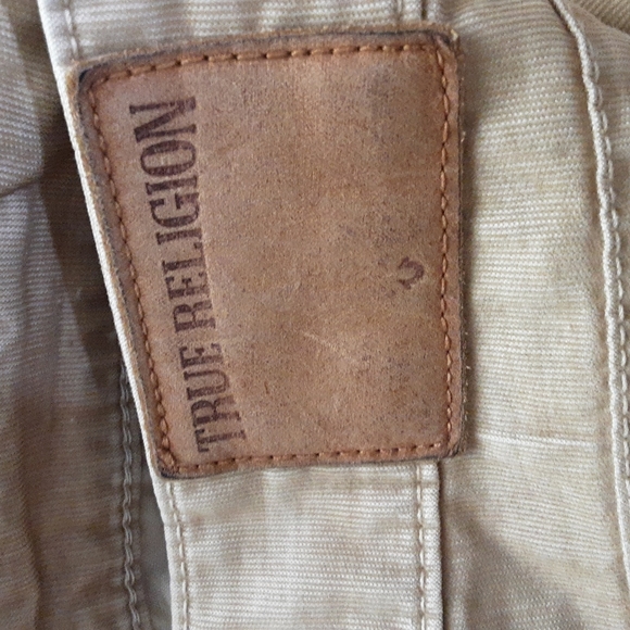 True Religion men's cordory short in size 44 - Picture 4 of 7